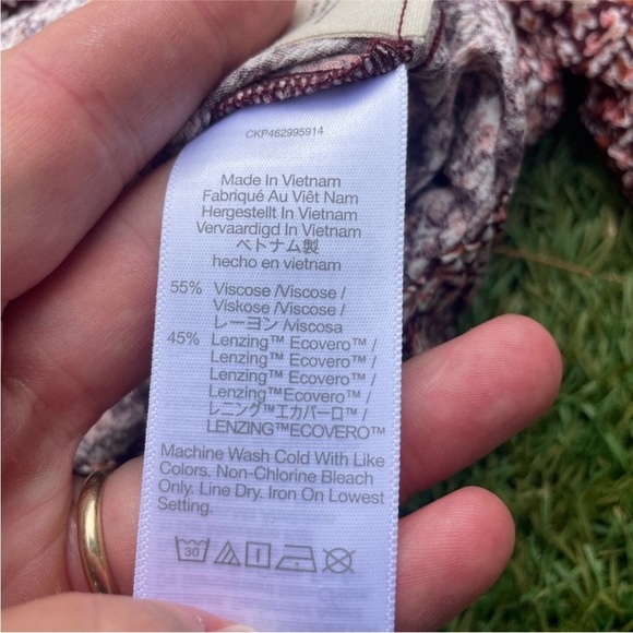 MADEWELL Tie-Waist Wrap-Top Floral Print in Cottage Garden - Picture 8 of 10